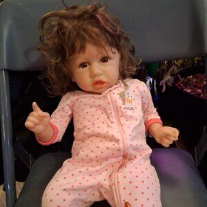 Lifelike Reborn Baby Doll Adorable Baby Girl 21" Adult Owned**READ**